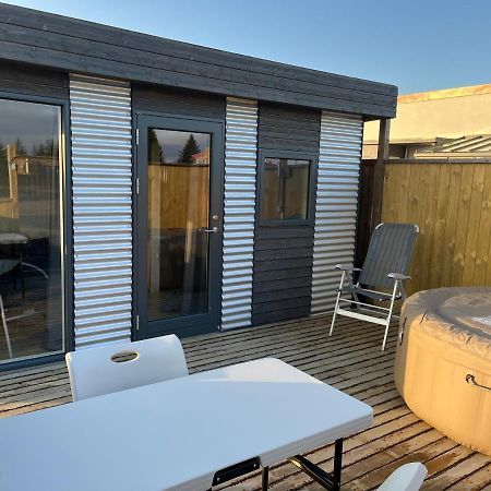 Adorable Tiny House in Reykjavik Villa Eksteriør bilde